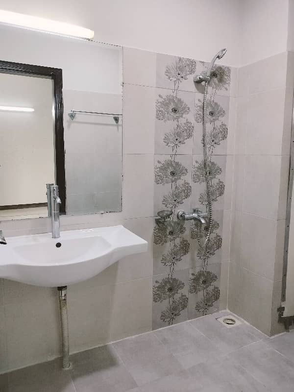 4-Bedroom Apartment for sale in Askari 11 sec-B Lahore 30