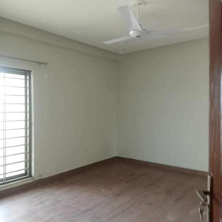 4-Bedroom Apartment for sale in Askari 11 sec-B Lahore 39