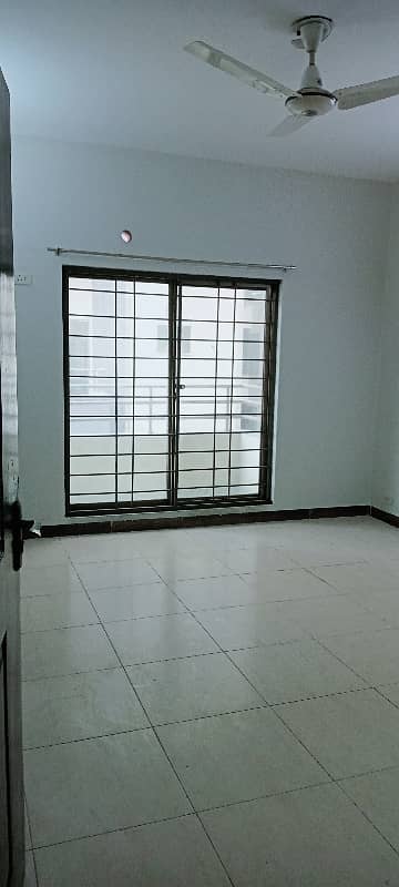 Apartment for Rent in Askari 11 sec-B Lahore 47