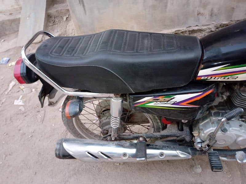 Honda cg125 2016rahimyar khan 4