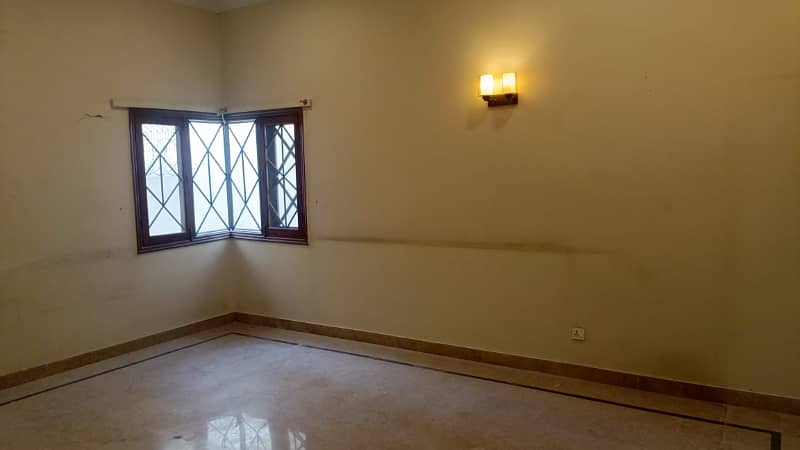 Spacious 5-Bedroom Bungalow for Rent in DHA Phase 6 9