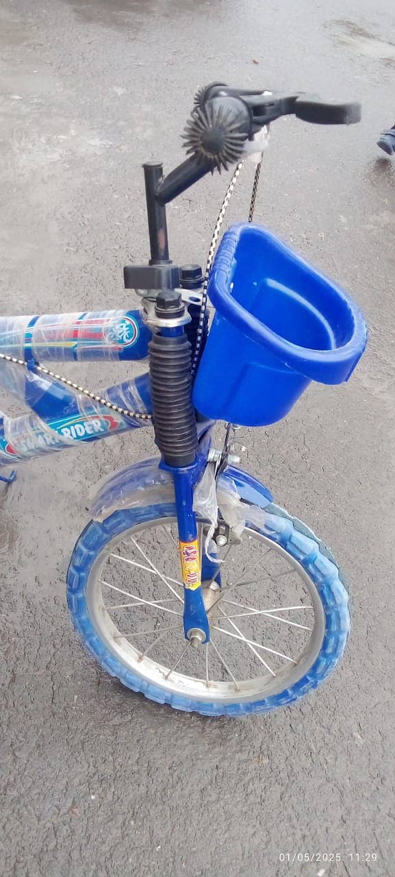 Kids Bicycle in new condition for sale 2