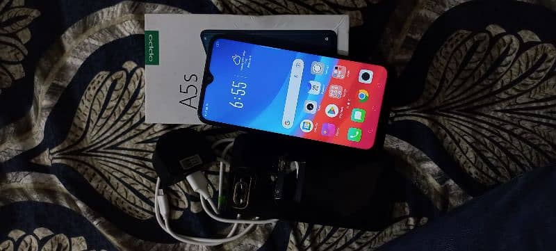 OPPO A5s 3gb/ 32gb with box charger original good condition 1