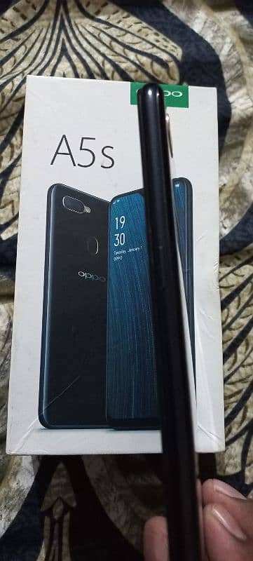 OPPO A5s 3gb/ 32gb with box charger original good condition 15