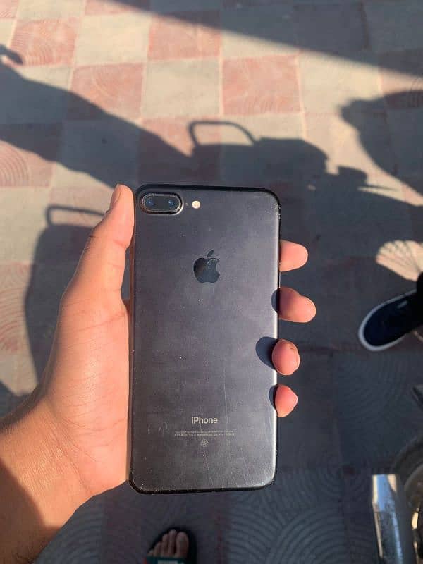 Iphone 7plus 128 gb pta approved 0