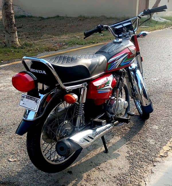 Honda CG 125 sticker 2023 (Exchange Honda CD 70 model 2025 ) 2