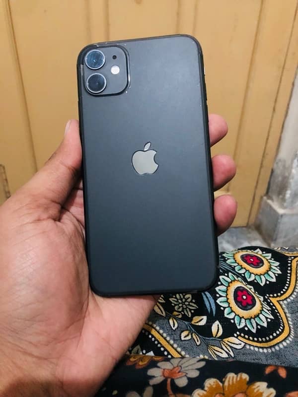 I phone 11 non pta 64 gb factory water pack 0