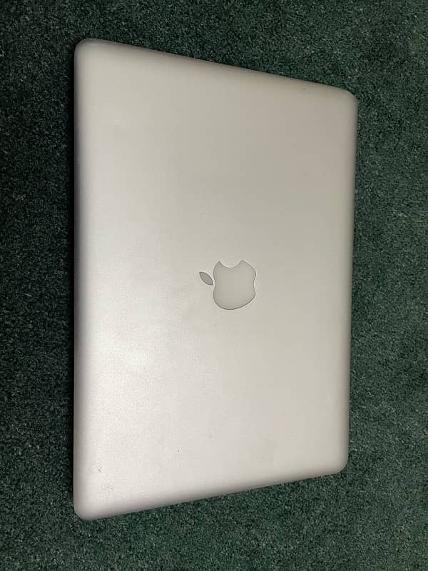 Apple MacBook Pro Mid 2012 1