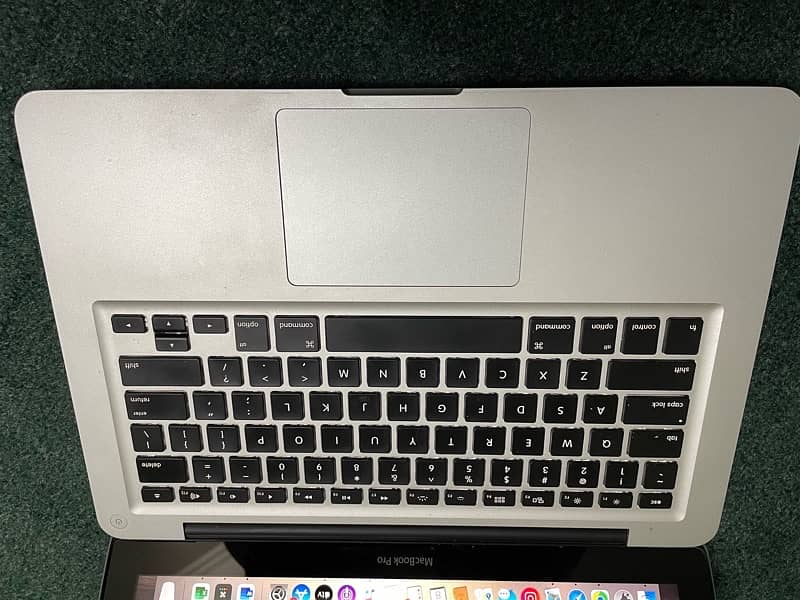 Apple MacBook Pro Mid 2012 11