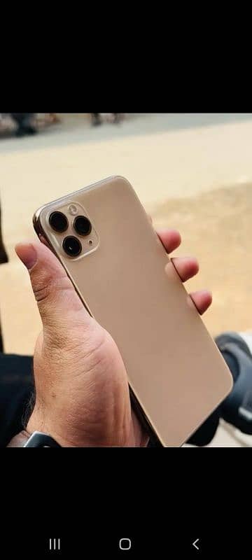 IPhone 11 pro max 1