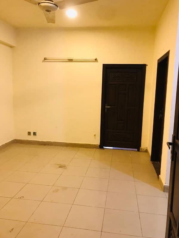 Two Bedroom Flat Available For Rent 13