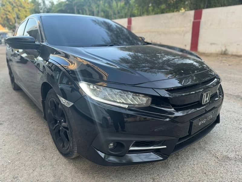 Honda Civic Oriel 2018 6