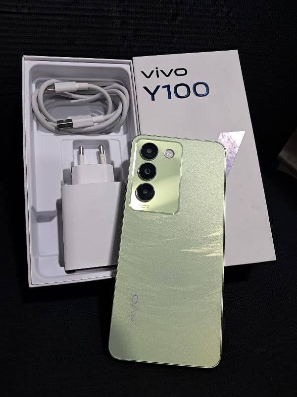 vivo y100 1