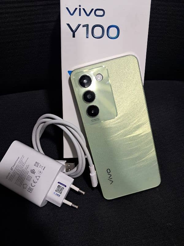 vivo y100 8