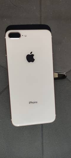 iPhone 8 Plus