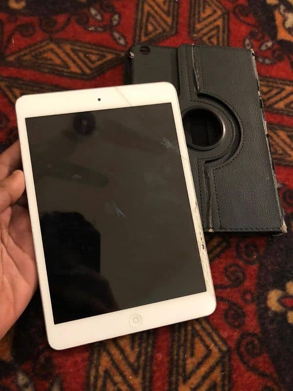 iPad mini colour silver storage 12 3