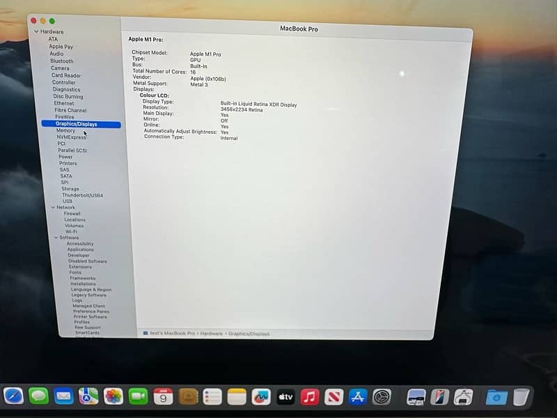 Macbook pro m1 , 16 gb ,512 gb 16 inches 10/10 lush 4