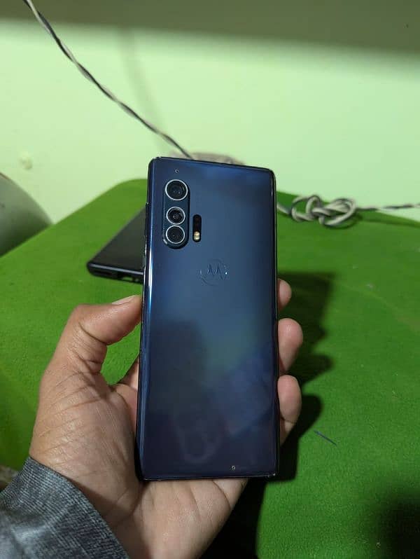 moto edge plus 7