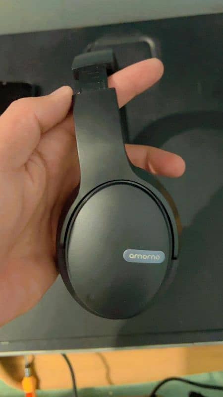 amorno headphones 1