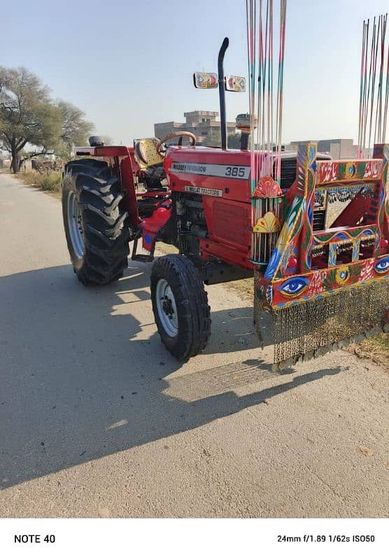 Massey Ferguson 385 Model 16 3