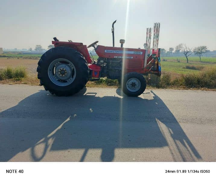 Massey Ferguson 385 Model 16 4