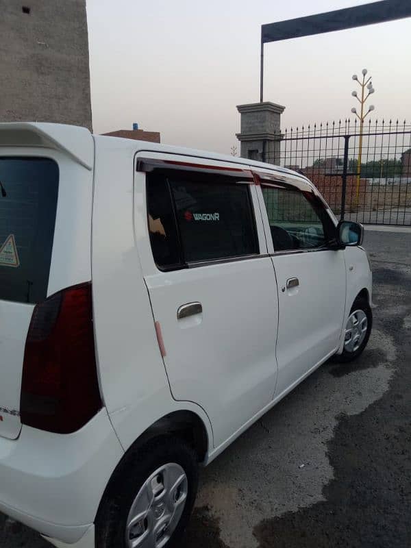 Suzuki Wagon R 2015 2