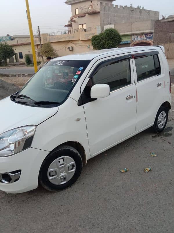 Suzuki Wagon R 2015 4