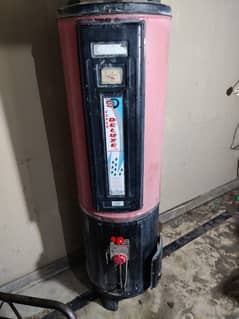 Gas Geyser 25 gallon