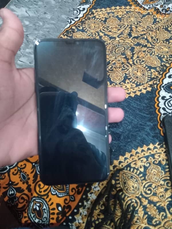 I phone 11 pro Max Pta approved 5