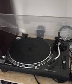 technics 1210 mk2 turntable