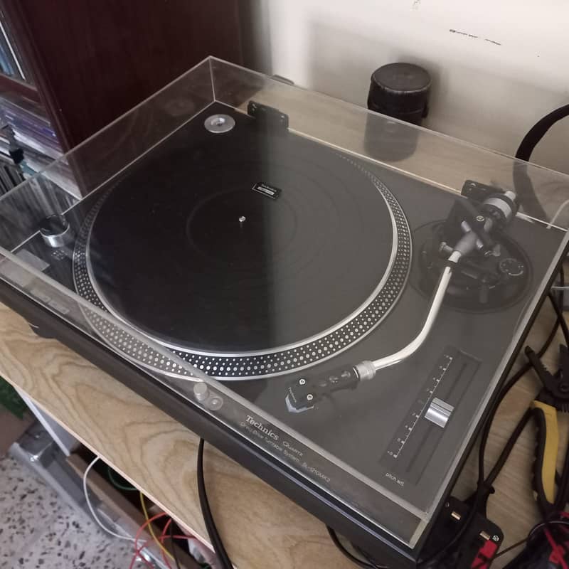 technics 1210 mk2 turntable 3