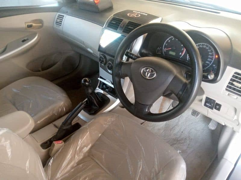 Toyota Corolla GLI 2011 4