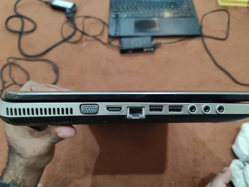 HP pavilion 4