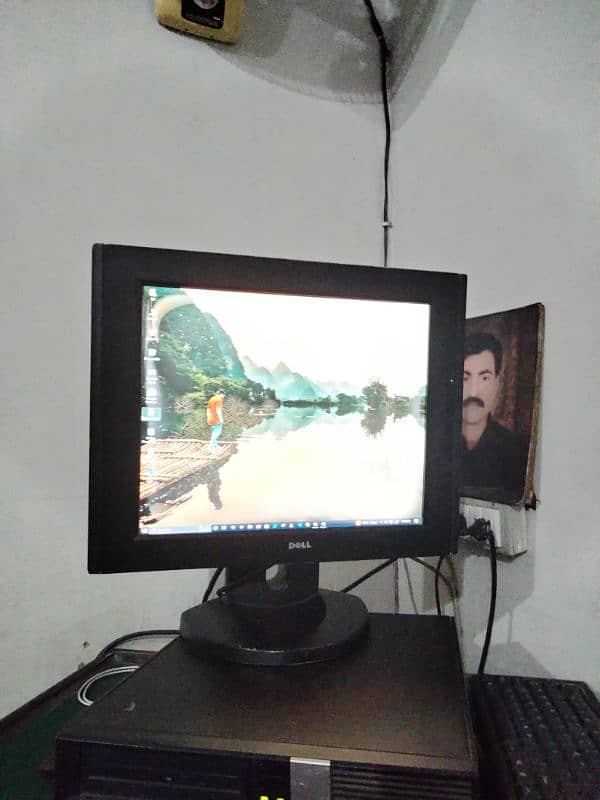 monitor 1