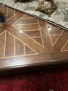 beautifully designed center table 3x3