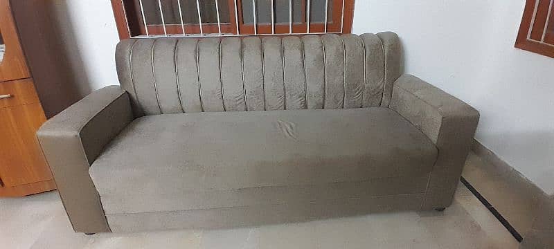 5 seater sofa set in excellent condition 1