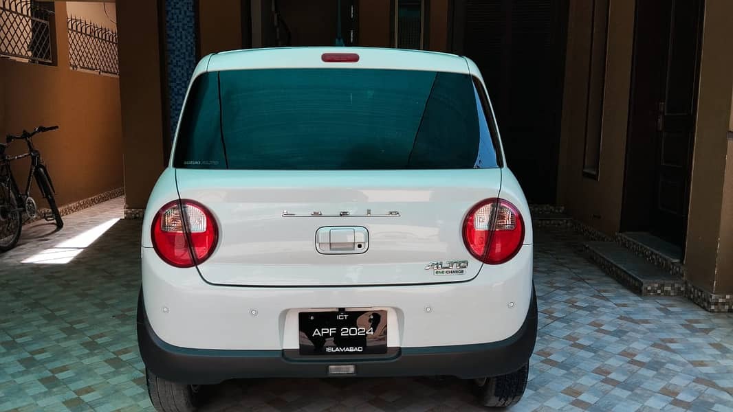 Suzuki Alto Lapin 2022 12