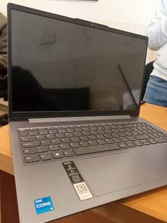 Lenovo Ideapad Slim3