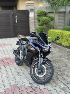 honda cbr 150r is up for sale  akrapovic installed