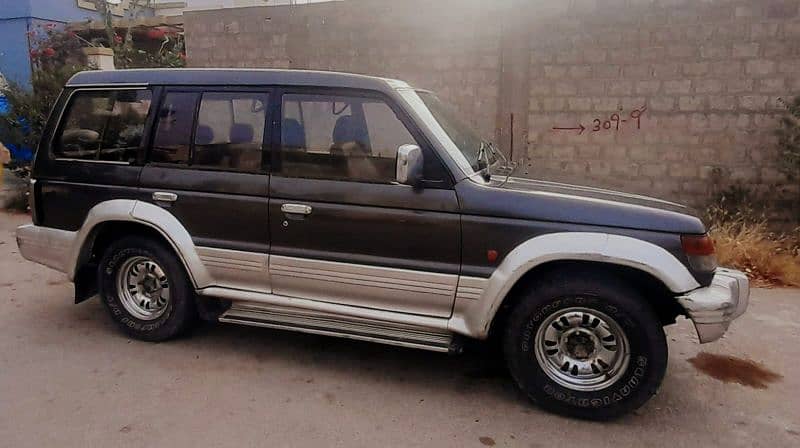 Mitsubishi Pajero 1988 1