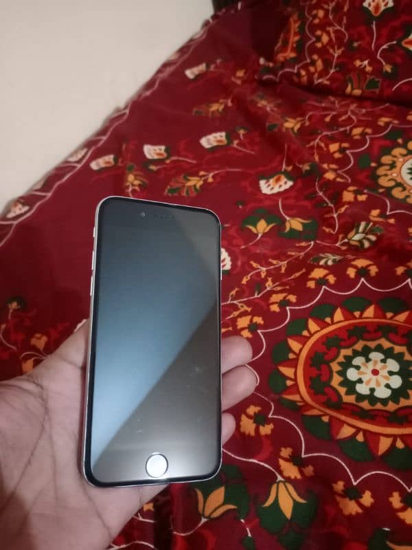 i phone 6 hai Pta aproaved 10/10 2