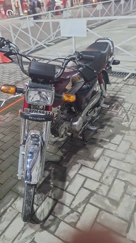 Honda CD 70 Bike 1