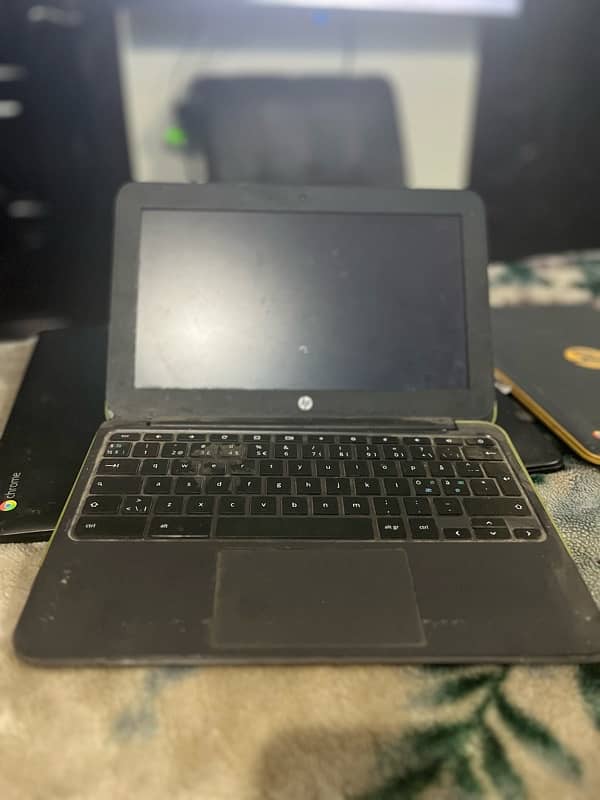 HP WINDOW 10 Chromebook DDr3 Ram 2