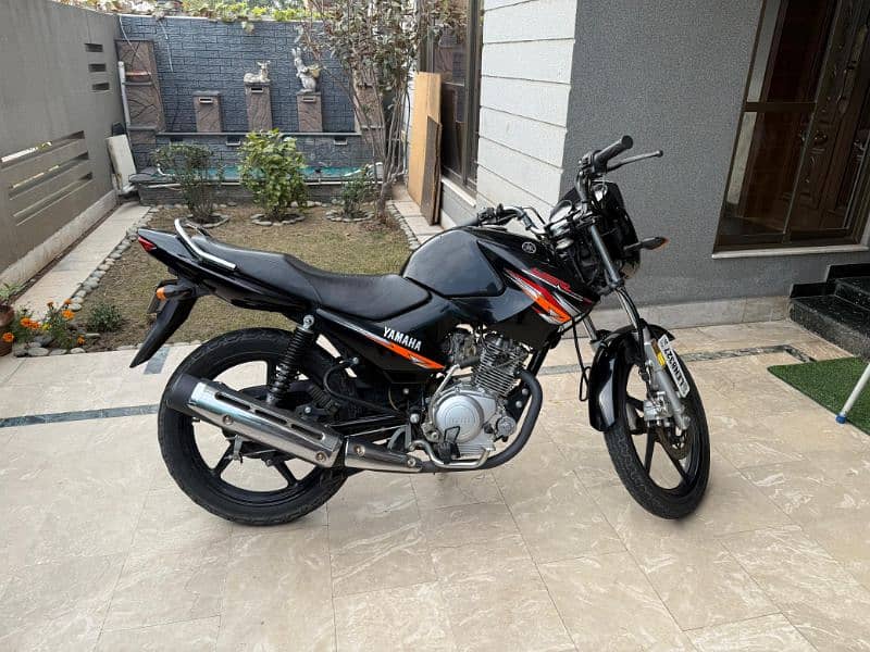 Yamaha Ybr 125 Black 2020 Model 4