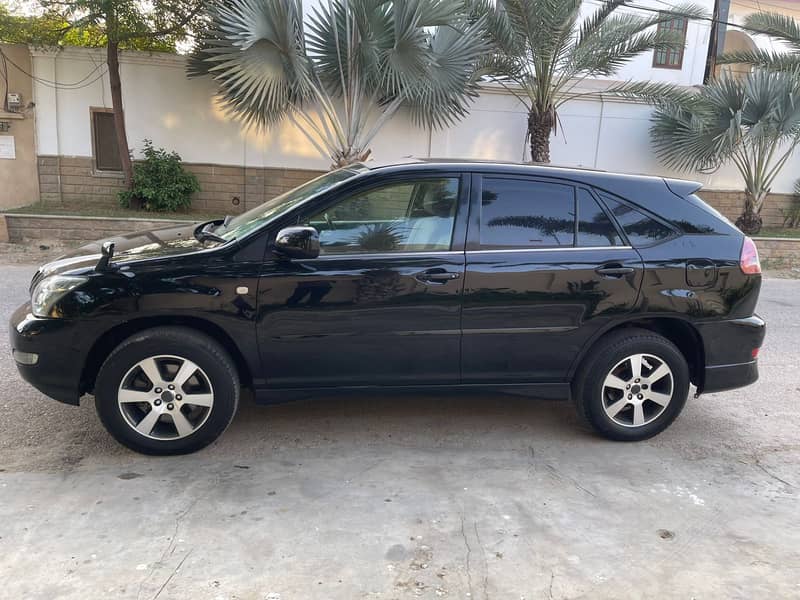 Toyota harrier 2005/2007 Complete Original Condition Panoramic Roof 2