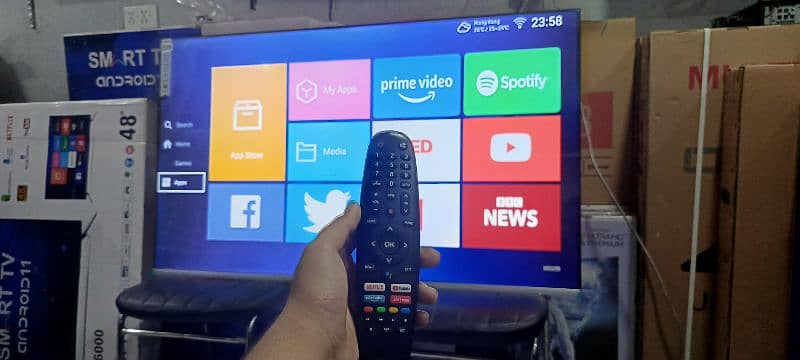 43,,inch Samsung 4k Smart Led TV box pack 3 year warranty 03225848699 4