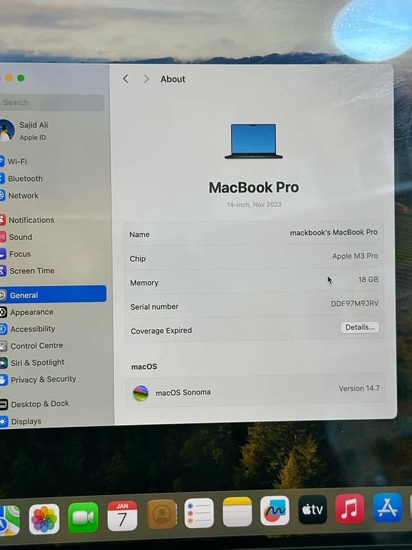 MacBook Pro M3 Pro 18/512 4