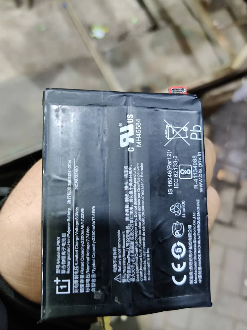 OnePlus 8t battery 1