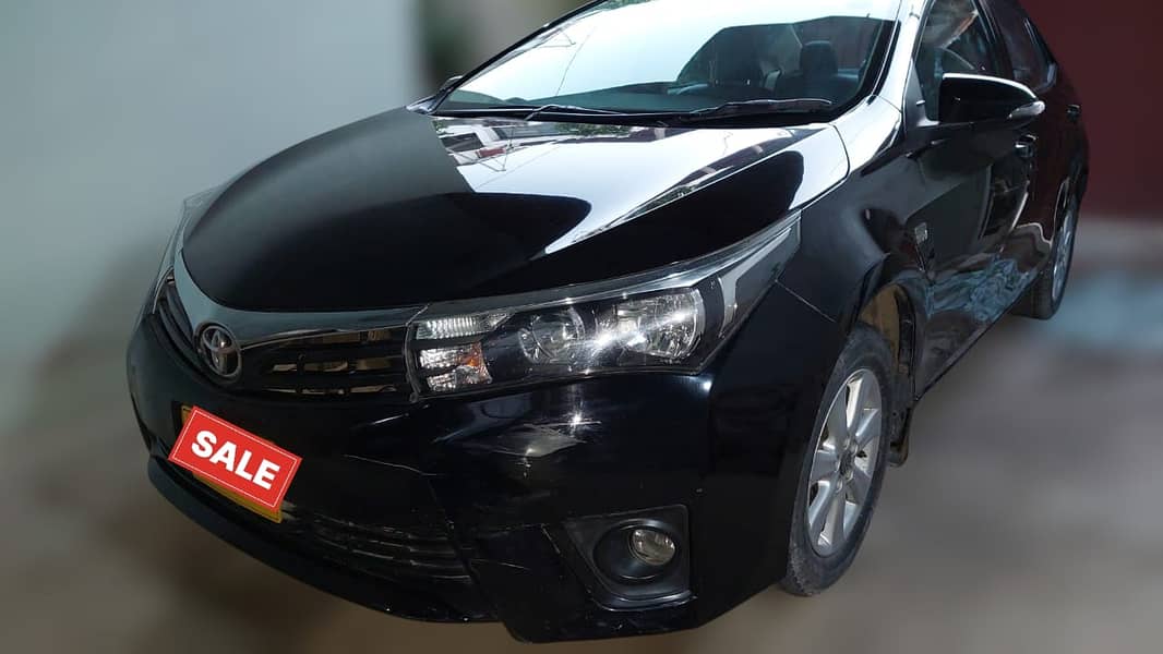 Toyota Corolla Altis 2017 in 100% original paint low mileage 2