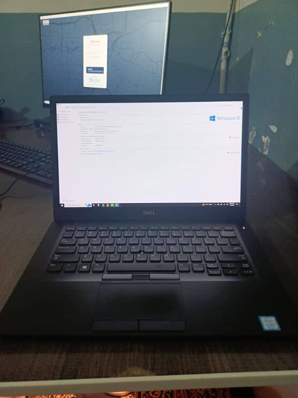 The Dell Latitude 7490 with an 8th Gen Intel Core i7 processor, 64-bit 1